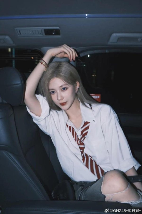 凯狮优配 郑丹妮官宣退团 告别九年偶像生涯